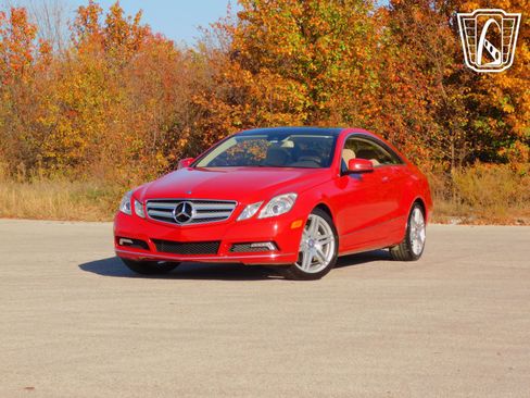 Used 2010 Mercedes-Benz E 350 E350 image 2