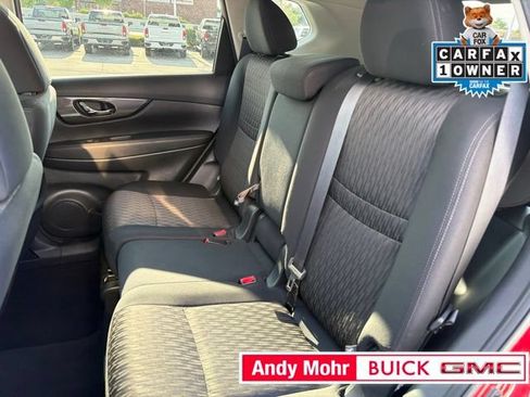 Used 2020 Nissan Rogue SV AWD/4WD image 17