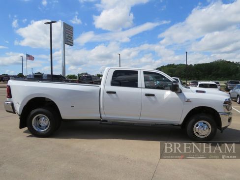 Used 2026 RAM 3500 Tradesman AWD/4WD image 2