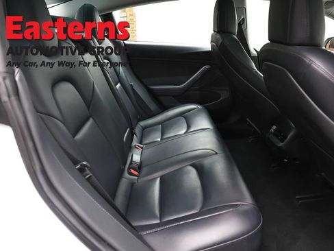 Used 2019 Tesla Model 3 Standard Range RWD image 16