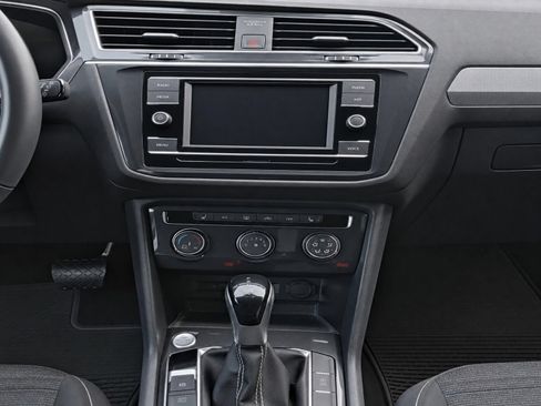 Used 2024 Volkswagen Tiguan S FWD image 19