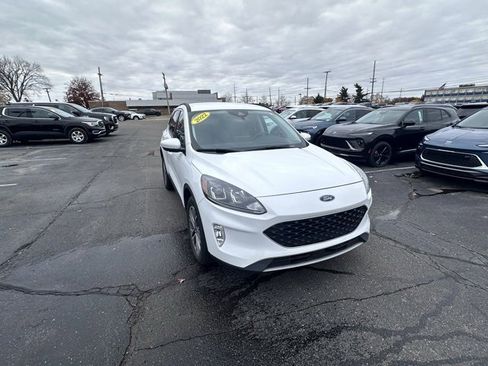 Used 2022 Ford Escape SEL image 7