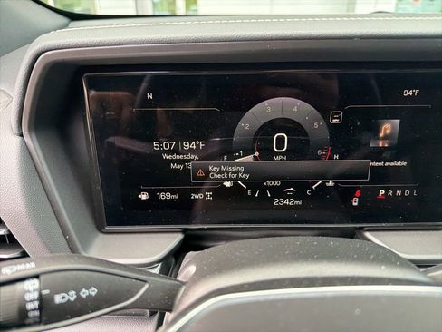 Used 2026 GMC Terrain Elevation w/ Elevation Premium Package AWD/4WD image 8