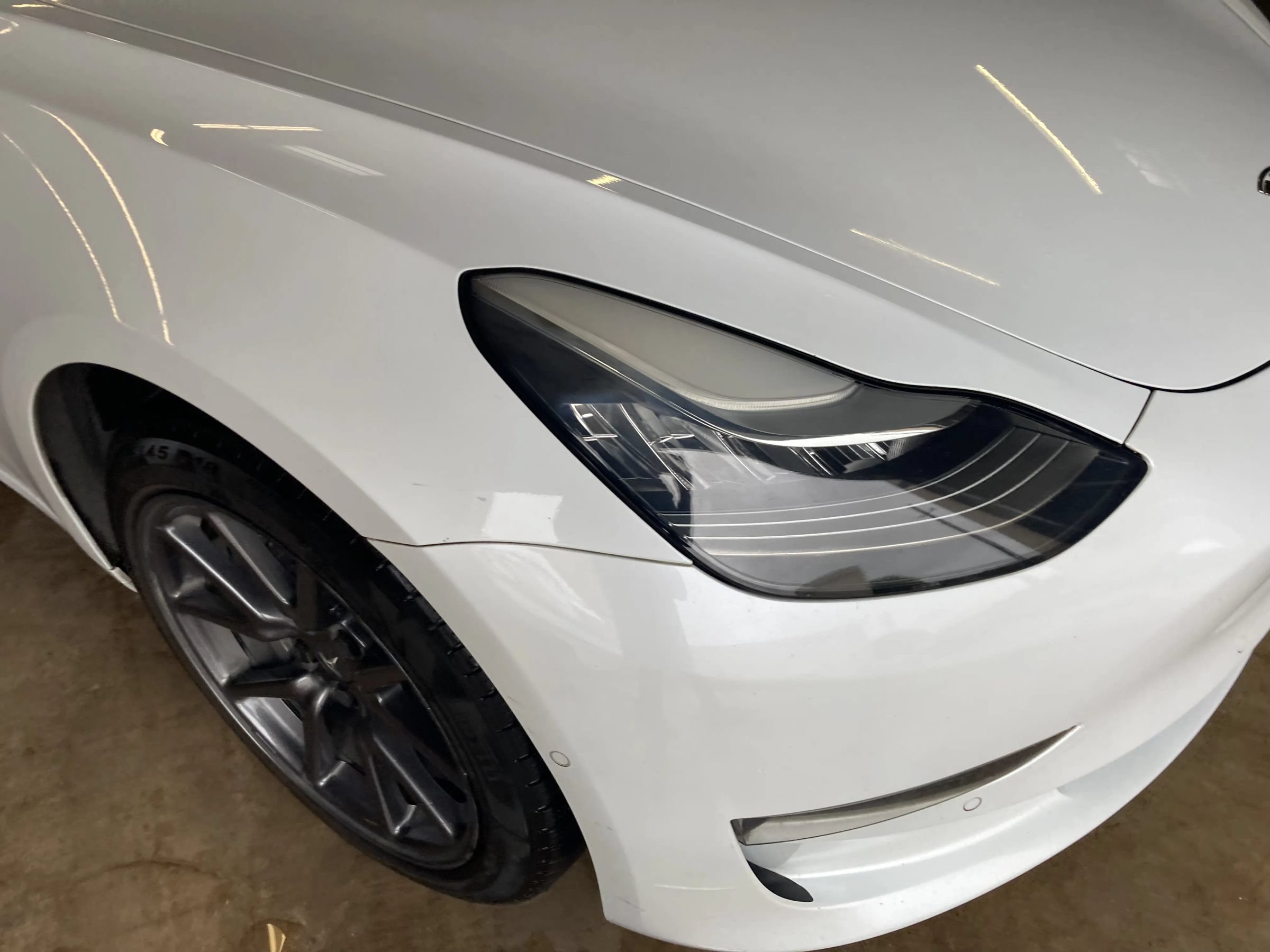 Used 2018 Tesla Model 3 Long Range AWD/4WD image 9