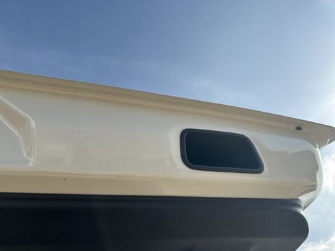 Used 2016 Toyota 4Runner Limited image 11