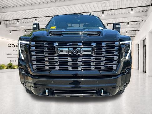 Used 2026 GMC Sierra 2500 Denali Ultimate AWD/4WD image 3