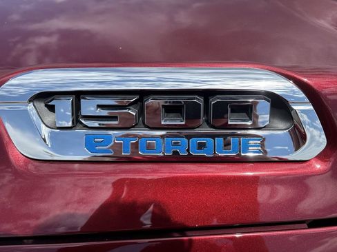 Used 2022 RAM 1500 Big Horn AWD/4WD image 37