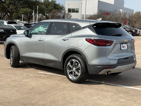 Used 2025 Chevrolet Blazer LT image 7