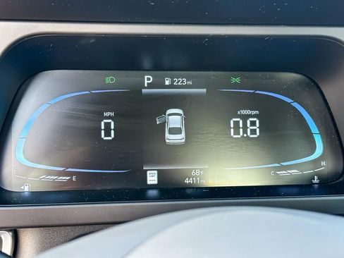 Used 2025 Hyundai Elantra Sport image 20