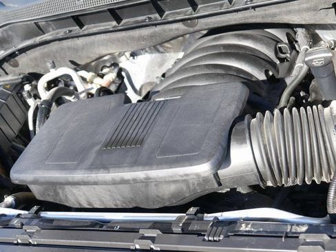 Used 2024 Chevrolet Tahoe LT image 9