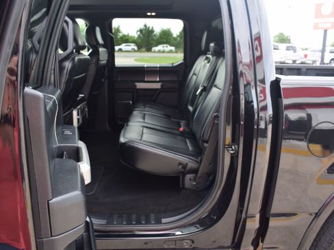 Used 2019 Ford F150 Lariat w/ Equipment Group 502A Luxury AWD/4WD image 12