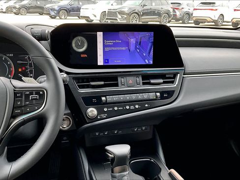 New 2025 Lexus ES 350 w/ Premium Package image 6