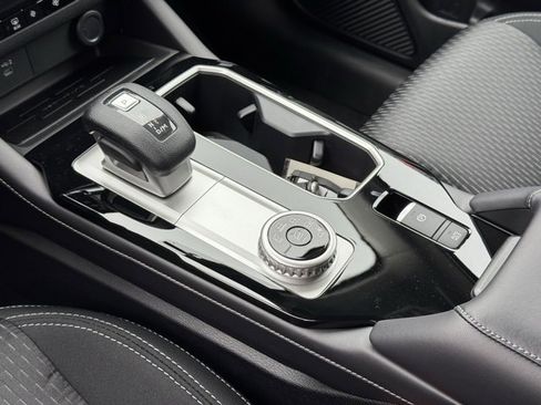 New 2025 Mitsubishi Outlander ES image 12