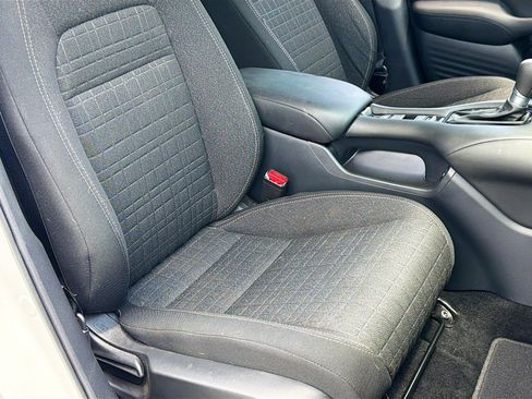 Used 2025 Honda HR-V LX image 24