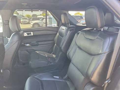 Used 2023 Ford Explorer ST w/ Equipment Group 401A image 8