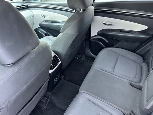 Used 2022 Hyundai Tucson SEL FWD image 4