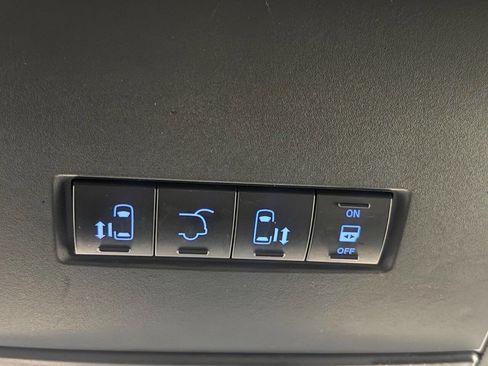 Used 2019 Dodge Grand Caravan GT image 41