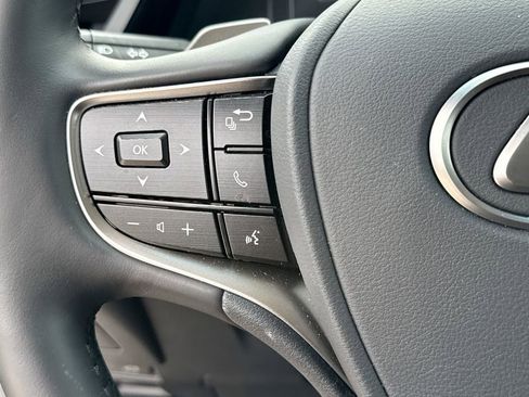 Used 2025 Lexus ES 350 w/ Premium Package FWD image 26