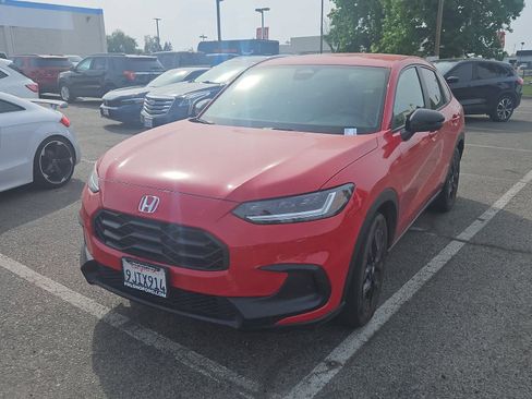 Used 2024 Honda HR-V Sport image 1