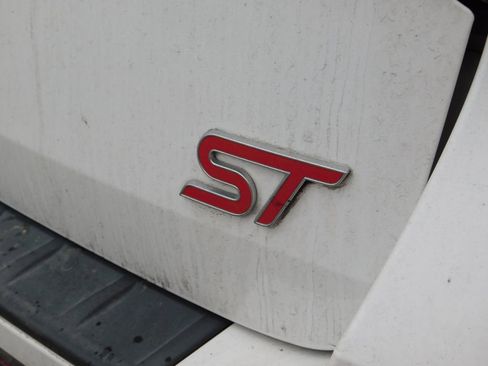 Used 2021 Ford Explorer ST w/ Equipment Group 401A image 3