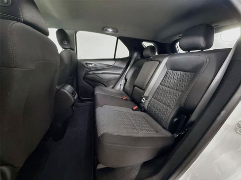 Used 2024 Chevrolet Equinox LT AWD/4WD image 24