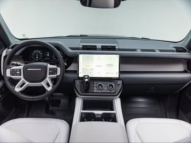 New 2026 Land Rover Defender 110 X-Dynamic SE AWD/4WD image 18