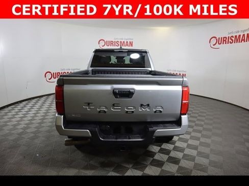 Used 2025 Toyota Tacoma SR5 AWD/4WD image 6