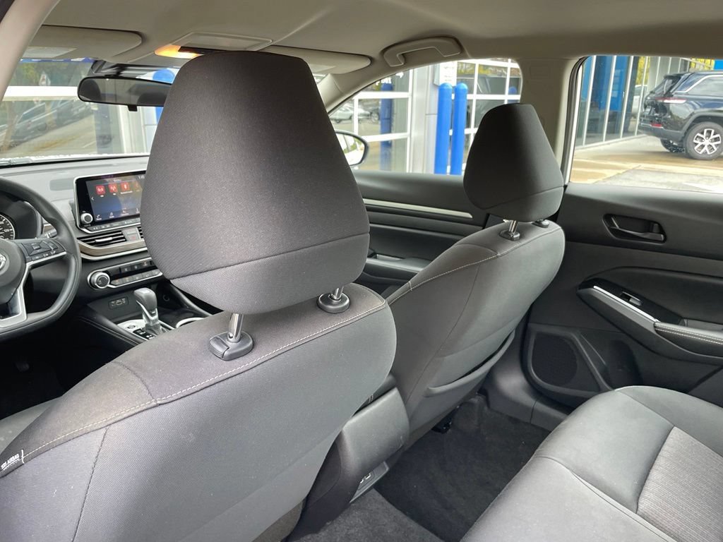 Used 2023 Nissan Altima 2.5 SV FWD image 26