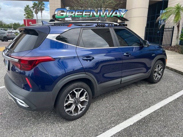 Used 2021 Kia Seltos EX AWD/4WD image 6