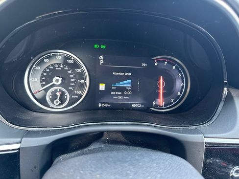 Used 2022 Genesis GV70 2.5T w/ Select Package AWD/4WD image 9