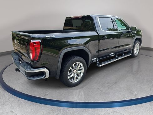 Used 2020 GMC Sierra 1500 SLE w/ SLE Value Package AWD/4WD image 5