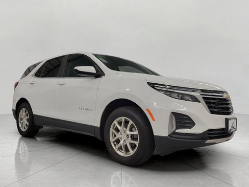 Used 2023 Chevrolet Equinox LT AWD/4WD image 1