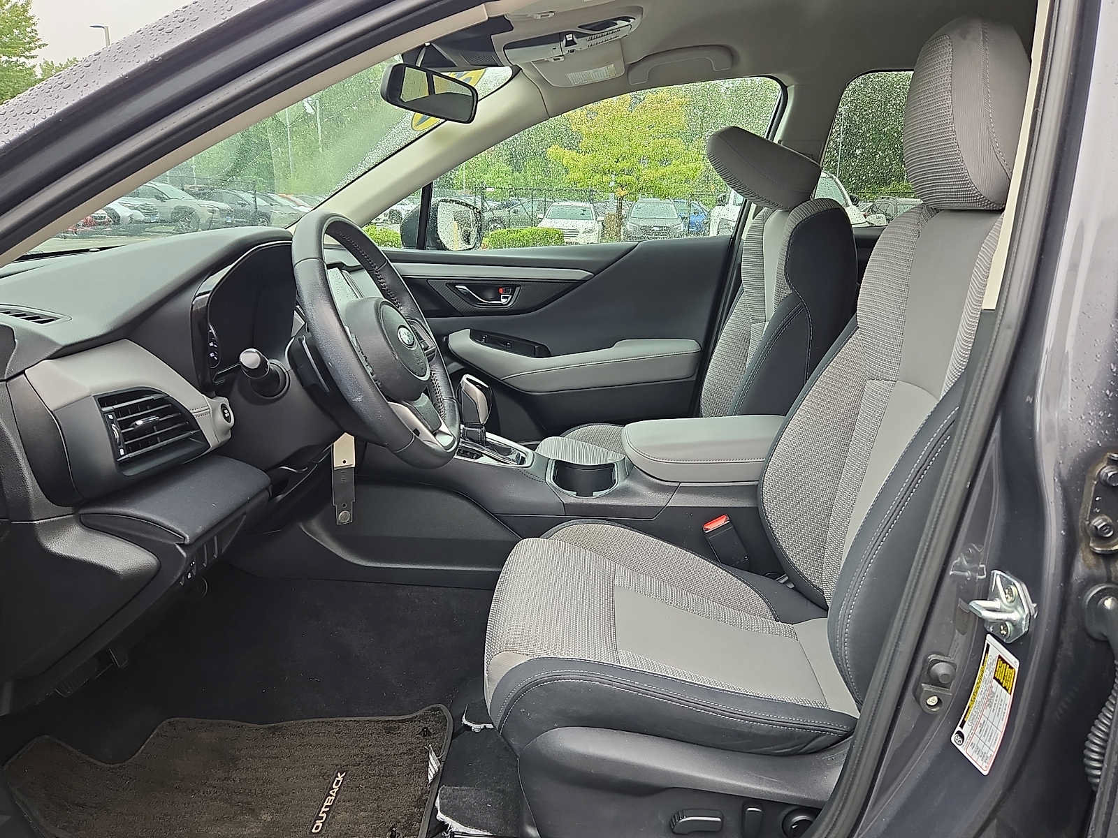 Used 2024 Subaru Outback Premium AWD/4WD image 13