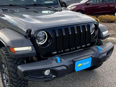 Used 2023 Jeep Wrangler Unlimited w/ Cold Weather Group image 30