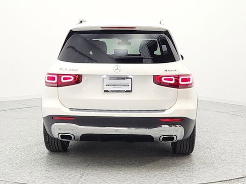 Used 2021 Mercedes-Benz GLB 250 4MATIC image 6