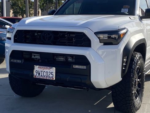 Certified 2025 Toyota 4Runner TRD Off-Road Premium image 7