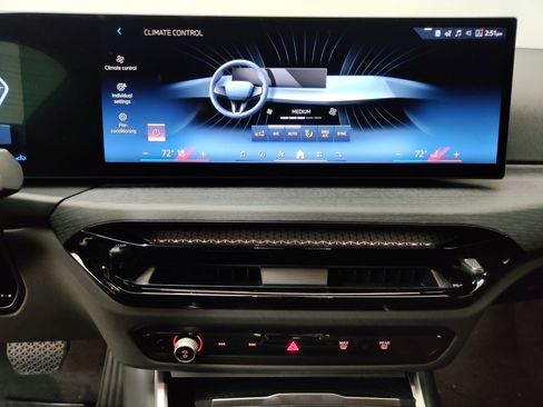 New 2026 BMW 330i Sedan w/ Convenience Package image 19