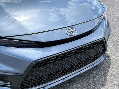 Used 2022 Toyota Corolla XSE FWD image 28