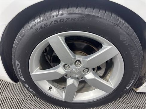 Used 2015 Chevrolet Camaro LT RWD image 30