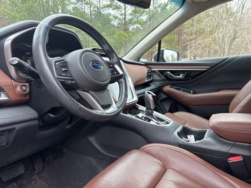 Used 2021 Subaru Outback Touring w/ Popular Package #2 image 21