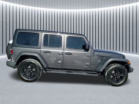 Used 2022 Jeep Wrangler Unlimited Sport image 6