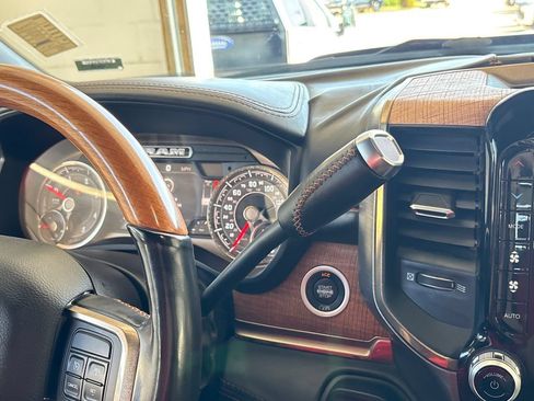 Used 2020 RAM 3500 Limited AWD/4WD image 33