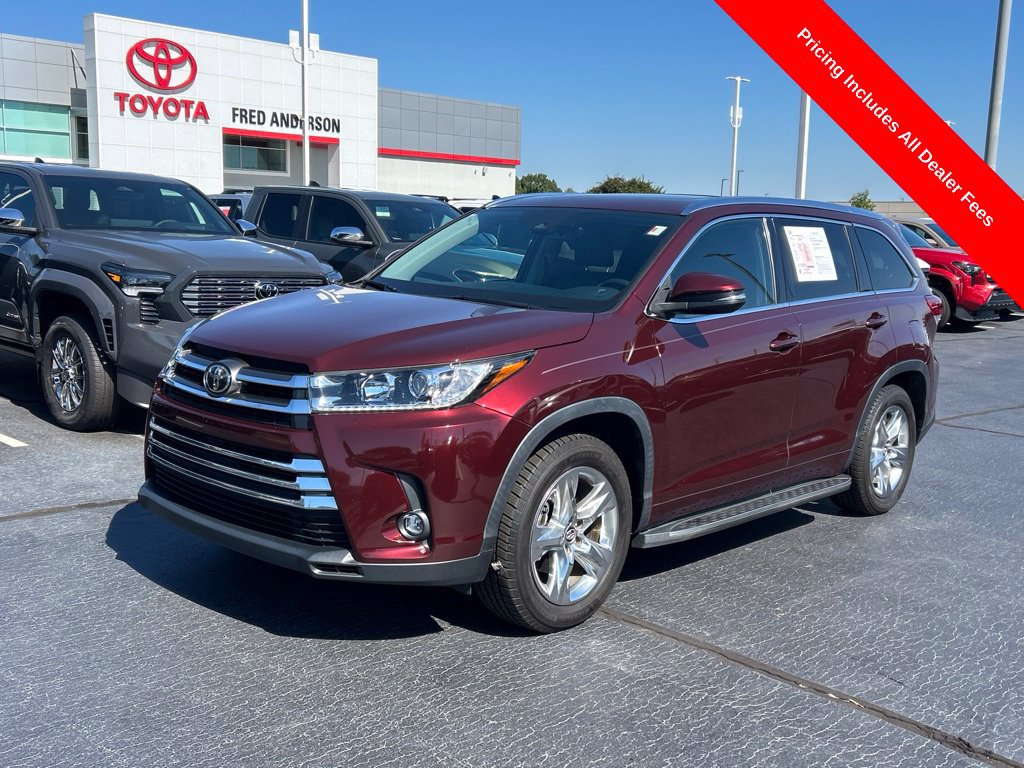 Used 2019 Toyota Highlander Limited FWD image 1