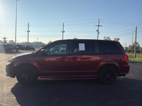 Used 2019 Dodge Grand Caravan GT FWD image 6
