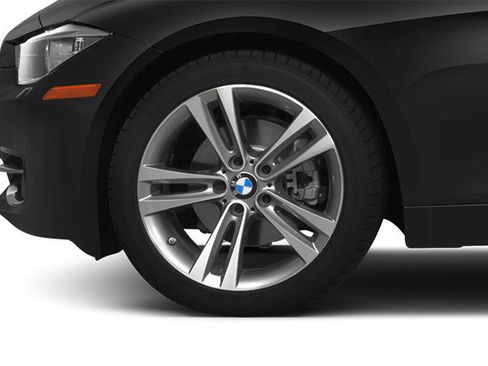 Used 2014 BMW 320i xDrive Sedan AWD/4WD image 11