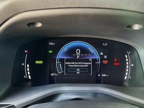 Certified 2026 Toyota Camry SE w/ Convenience Package FWD image 34