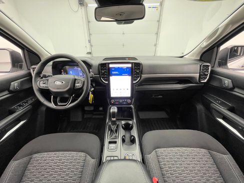 Used 2024 Ford Ranger XLT w/ FX4 Off-Road Package AWD/4WD image 3