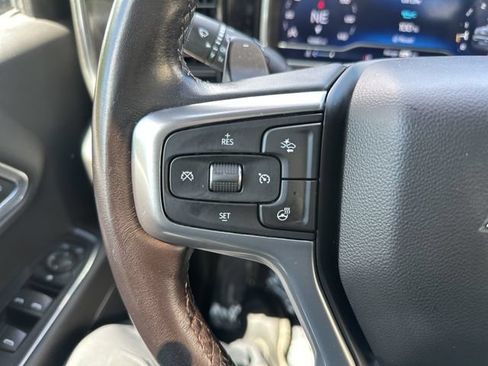 Used 2022 Chevrolet Silverado 1500 RST AWD/4WD image 25