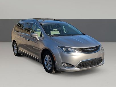 Used 2018 Chrysler Pacifica Touring-L
