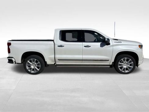Used 2022 Chevrolet Silverado 1500 High Country w/ High Country Premium Package image 6